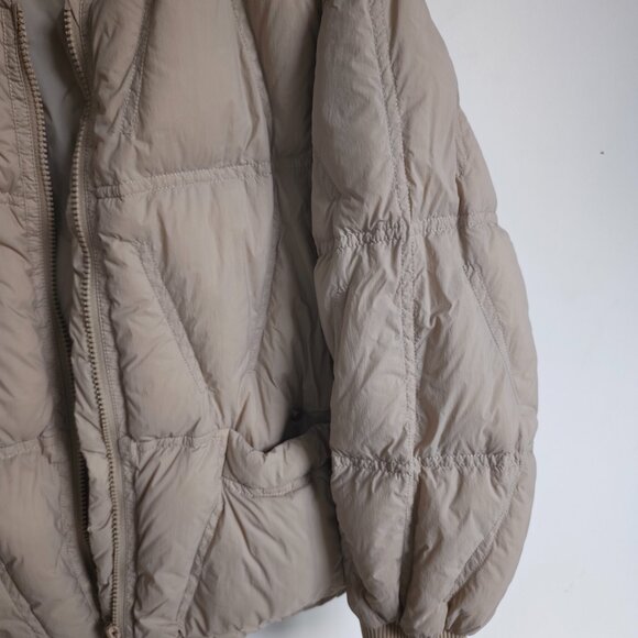 Slim Fit Gray Women’s Winter Jacket Lightweight Down - Picture 4 of 6